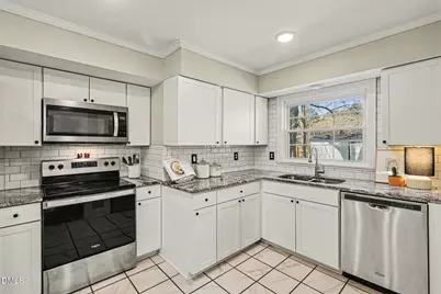 910 S 2nd Street, Smithfield, NC 27577 - Photo 7