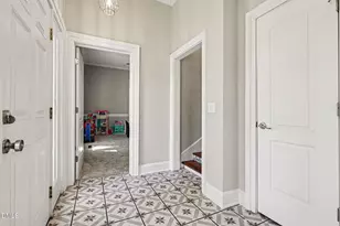 910 S 2nd St, Smithfield, NC 27577 - Photo 3