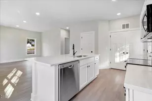 720 Martin Luther King Jr Dr, Smithfield, NC 27577 - Photo 13