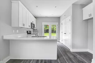 722 Martin Luther King Jr Dr, Smithfield, NC 27577 - Photo 7