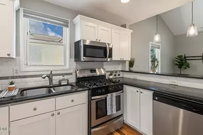 410 Bledsoe Avenue, Raleigh, NC 27601 - Photo 15