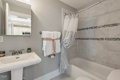 410 Bledsoe Avenue, Raleigh, NC 27601 - Photo 23