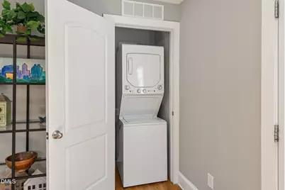 410 Bledsoe Avenue, Raleigh, NC 27601 - Photo 13