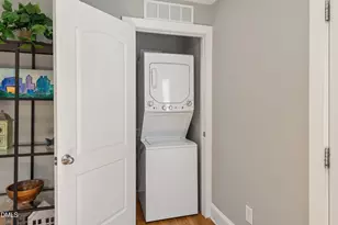 410 Bledsoe Ave, Raleigh, NC 27601 - Photo 13