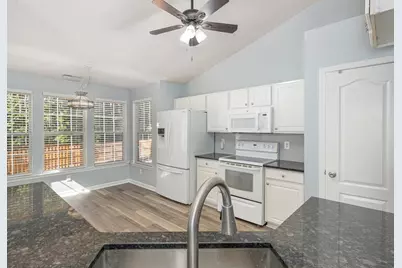 9212 Erinsbrook Drive, Raleigh, NC 27617 - Photo 9