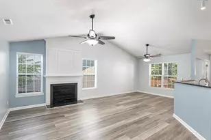 9212 Erinsbrook Dr, Raleigh, NC 27617 - Photo 5