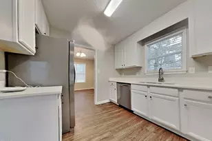 69 Gray Ghost St, Benson, NC 27504 - Photo 7