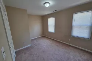 5709 Edgebury Rd, Raleigh, NC 27613 - Photo 9