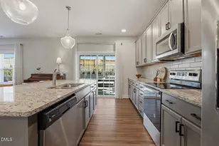 1256 Valley Dale Dr, Fuquay-Varina, NC 27526 - Photo 17