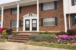 1002 Willow Dr, Chapel Hill, NC 27514 - Photo 1