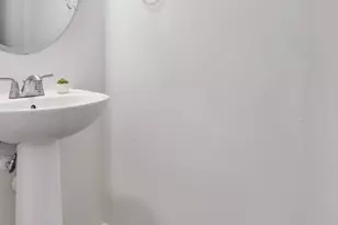 2022 Remington Oaks Cir, Cary, NC 27519 - Photo 13