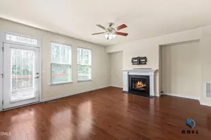 701 Edgewater Ridge Ct, Apex, NC 27523 - Photo 5