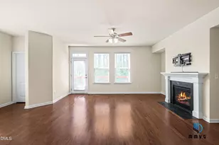 701 Edgewater Ridge Ct, Apex, NC 27523 - Photo 9