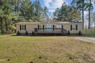 193 John L Rd, Maxton, NC 28364 - Photo 1