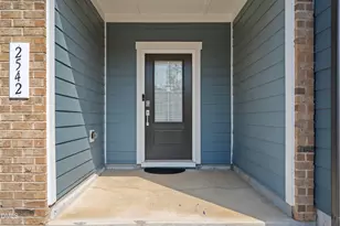2542 Hutch Ln, Apex, NC 27523 - Photo 3
