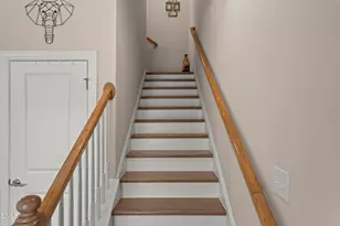 2542 Hutch Ln, Apex, NC 27523 - Photo 7