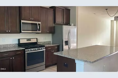 6044 Kentworth Drive, Holly Springs, NC 27540 - Photo 9