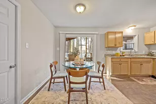 5504 Pear Orchard Cir, Raleigh, NC 27616 - Photo 7