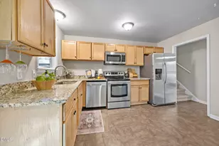 5504 Pear Orchard Cir, Raleigh, NC 27616 - Photo 9