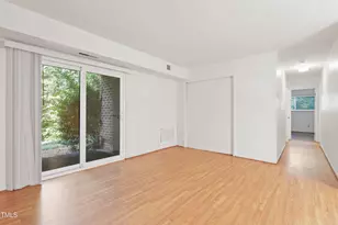 1010 Sandlin Pl, Raleigh, NC 27606 - Photo 5