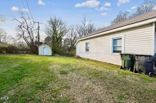 819 S Beaumont Ave, Burlington, NC 27217 - Photo 3