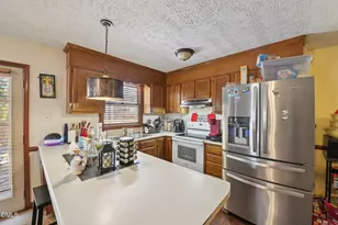 2958 Peacock St, Hope Mills, NC 28348 - Photo 13