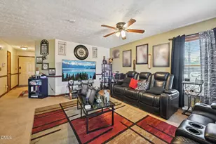 2958 Peacock St, Hope Mills, NC 28348 - Photo 9