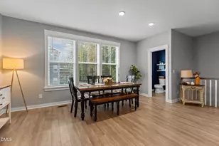 2022 Van Hook Ln, Apex, NC 27502 - Photo 9