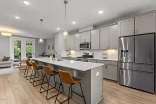 2022 Van Hook Ln, Apex, NC 27502 - Photo 3