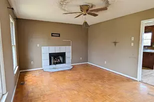 2402 Wade Hampton Rd, Hillsborough, NC 27278 - Photo 3