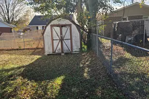 505 W Cypress St, Elizabeth City, NC 27909 - Photo 3