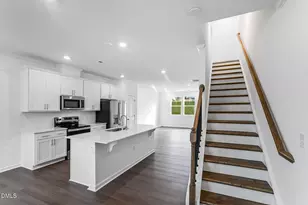 2304 Oakwood Mdws Ct, Raleigh, NC 27604 - Photo 3