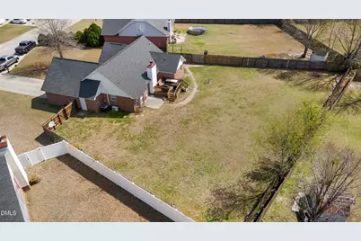 117 Robin Place, Rockfish, NC 28306 - Photo 9