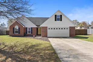 117 Robin Pl, Rockfish, NC 28306 - Photo 1