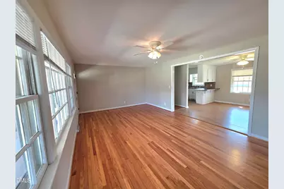 401 N Lincoln Street, Benson, NC 27504 - Photo 5