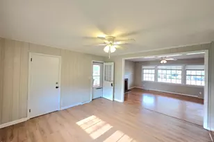 401 N Lincoln St, Benson, NC 27504 - Photo 19
