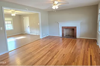 401 N Lincoln Street, Benson, NC 27504 - Photo 11