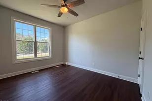 25 Camden Dr, Youngsville, NC 27596 - Photo 13