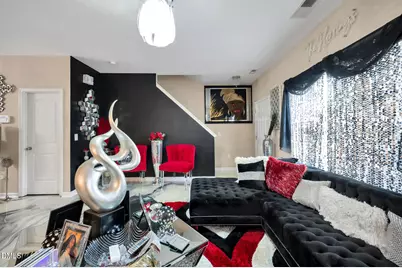 916 Bridlemine Drive, Fuquay-Varina, NC 27526 - Photo 9