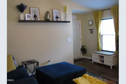 8 Evanwald Court, Durham, NC 27703 - Photo 3