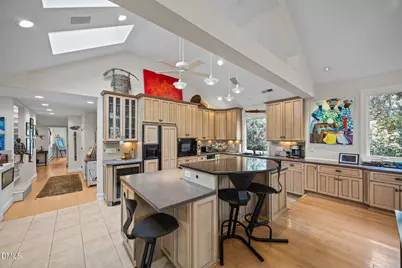 2425 Argyle Drive, Raleigh, NC 27609 - Photo 9