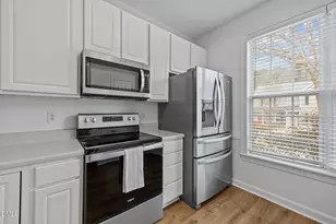 8606 London Park Ct, Raleigh, NC 27615 - Photo 5