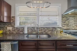 728 E Whitaker Mill Rd, Raleigh, NC 27608 - Photo 11