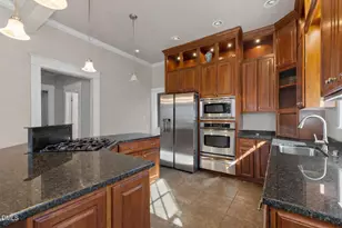 604 W Divine St, Dunn, NC 28334 - Photo 9