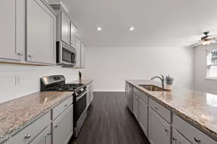 105 Hidden Run Ln, Holly Springs, NC 27540 - Photo 7