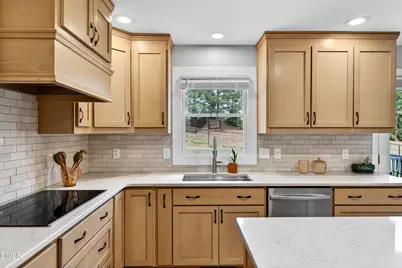 805 Barneswyck Drive, Fuquay-Varina, NC 27526 - Photo 23