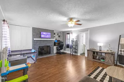 106 E 2nd Street, Princeton, NC 27569 - Photo 9