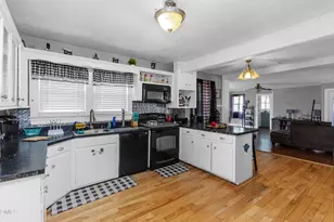 106 E 2nd St, Princeton, NC 27569 - Photo 13