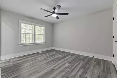 546 Rock Canyon Drive, Fayetteville, NC 28303 - Photo 9