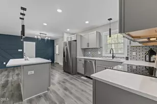 546 Rock Canyon Dr, Fayetteville, NC 28303 - Photo 3